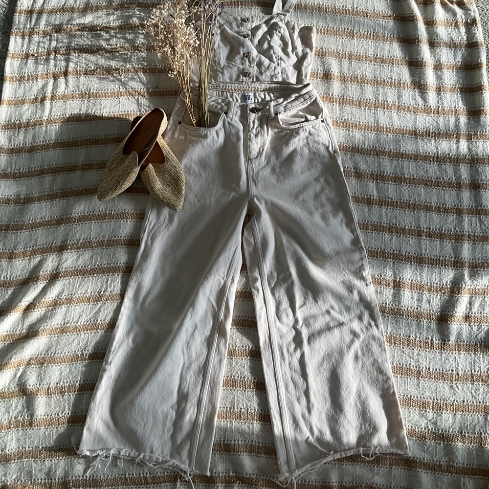 BDG cropped wide leg jeans